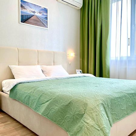 Navit Luxury Apartments With Breakfast Near The Railway Station, The City Center And The Park Kiev Eksteriør bilde