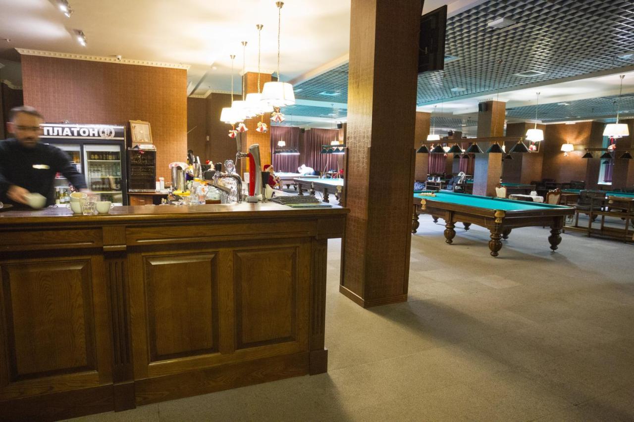 Navit Luxury Apartments With Breakfast Near The Railway Station, The City Center And The Park Kiev Eksteriør bilde